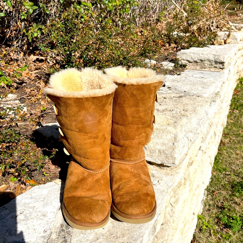 Ugg Triple Button Boot, Tan, Size 6 - image 3